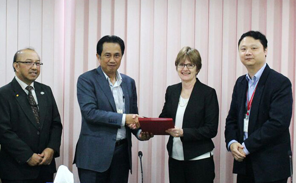 JKR, Swinburne Sarawak team up to tackle soft soil ...