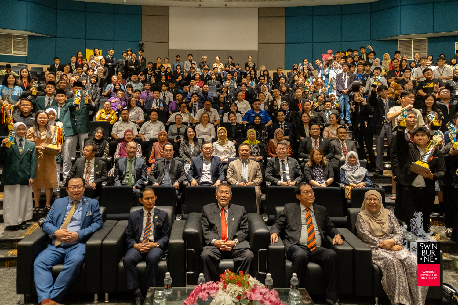 Universiti Malaya establishes partnership with Sarawak Government and Swinburne Sarawak to enhance legal education in Sarawak