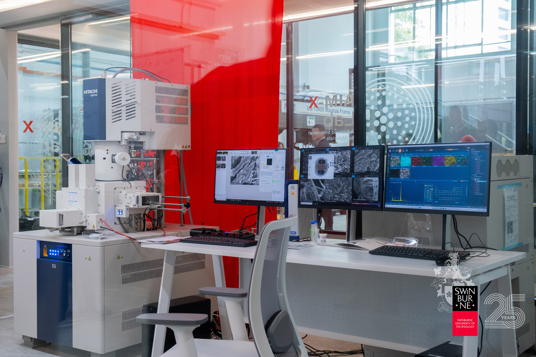 The Field Emission Scanning Electron Microscope (FESEM) housed in the AIM-X Lab.